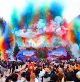 赏冰川彩林 品千年非遗——2025年黑水县第十三届冰川彩林生态文化旅游季启幕