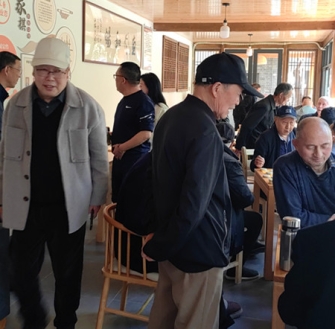 《赴锦水苑社区棋协调研有寄》